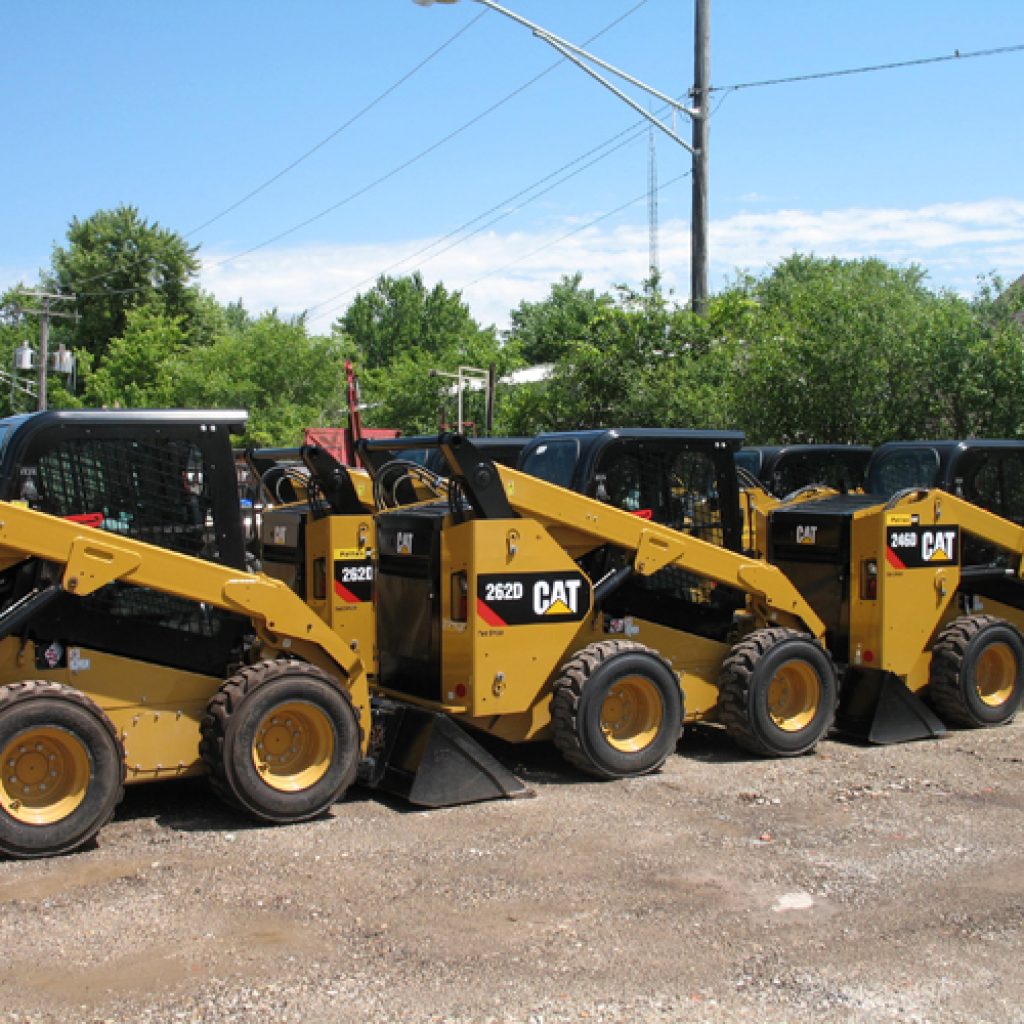 Skid Steer Plow for Smaller Lots lr Midwest Snow Tech